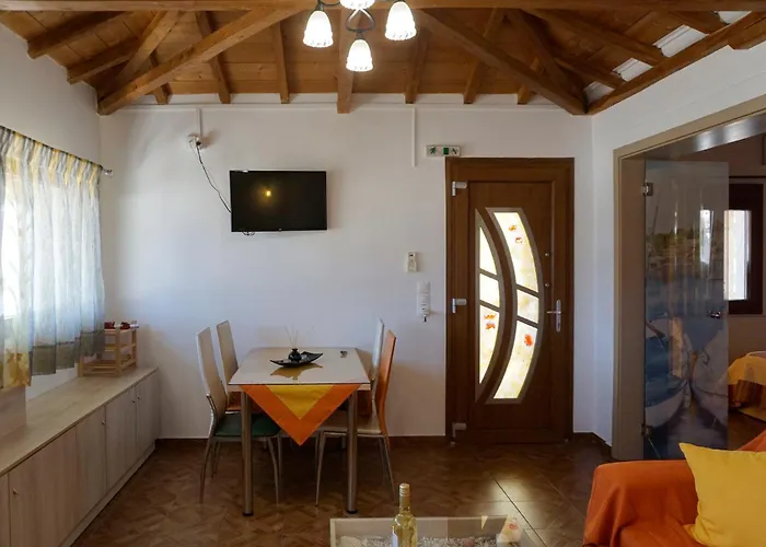 Patitiri Central Appartment Evaero